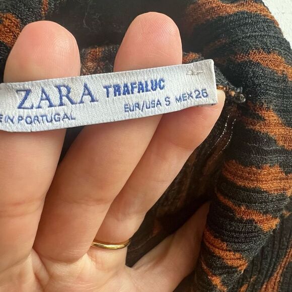 Zara Women's Turtle Neck Long Sleeve Textured Animal Print Body Con Midi Dress B - Picture 4 of 10